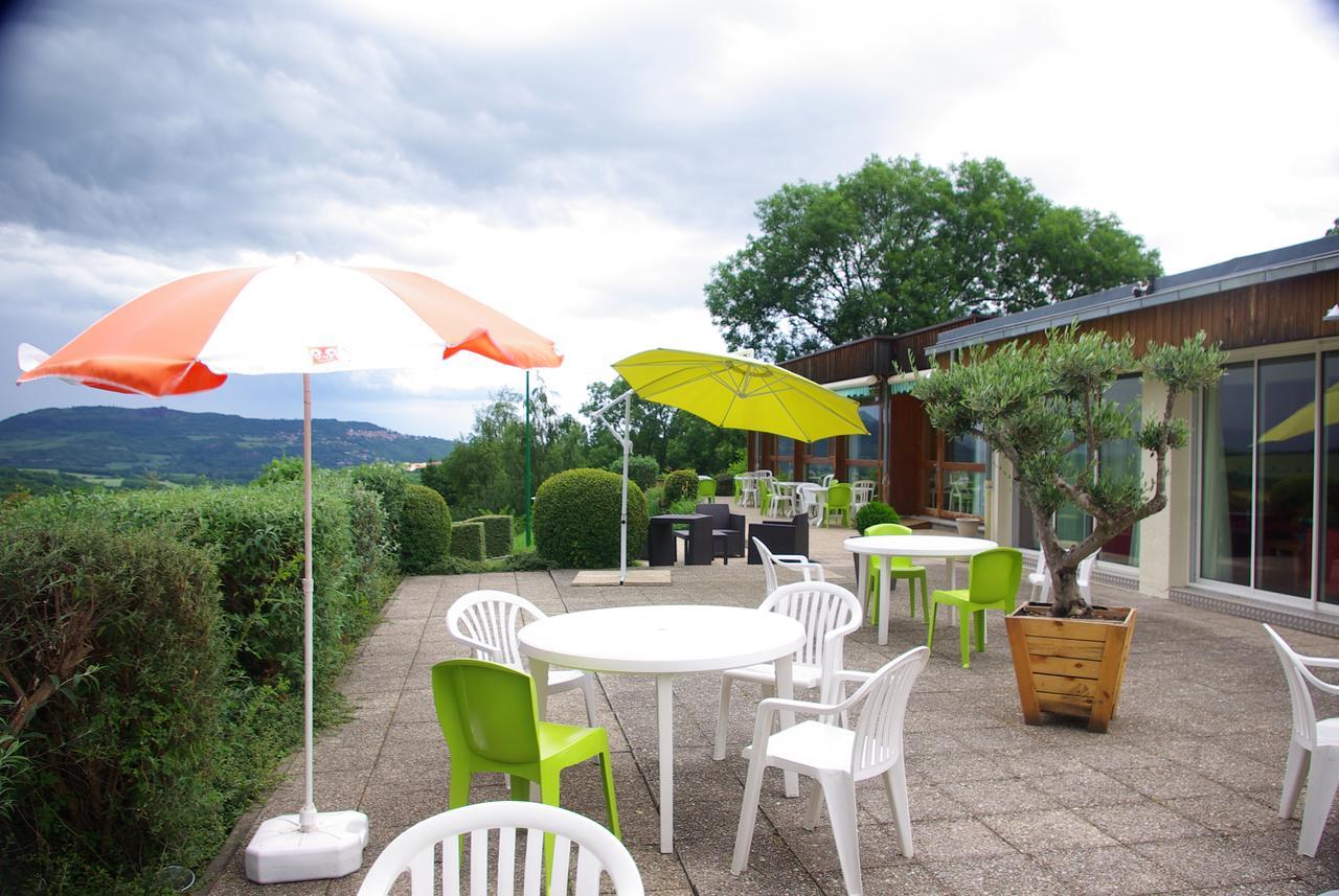 VVF Villages   Les Volcans d'Auvergne   Parent Extérieur photo